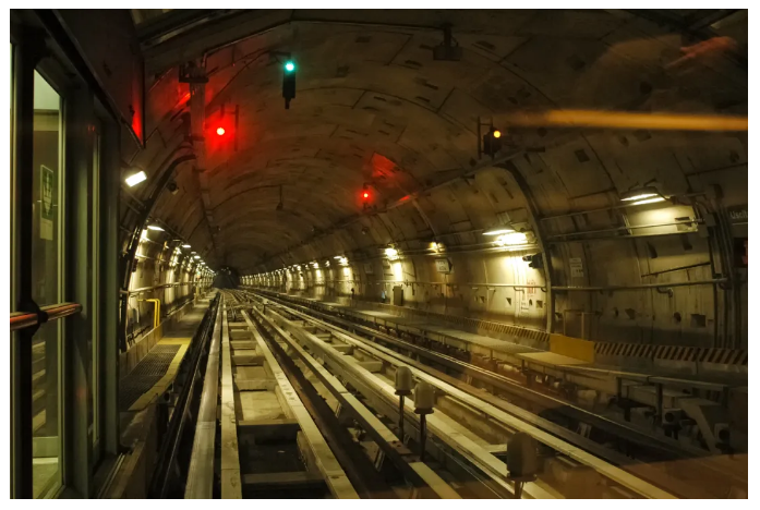 地鐵的安全運行，由中緯ZDL700來守護